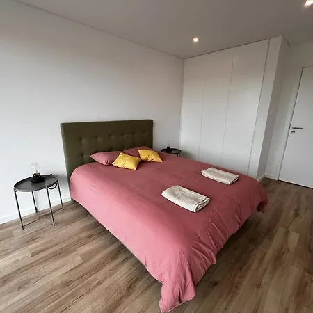 Apartment Modern Spacious With Rooftop Pool Sao Martinho do Porto